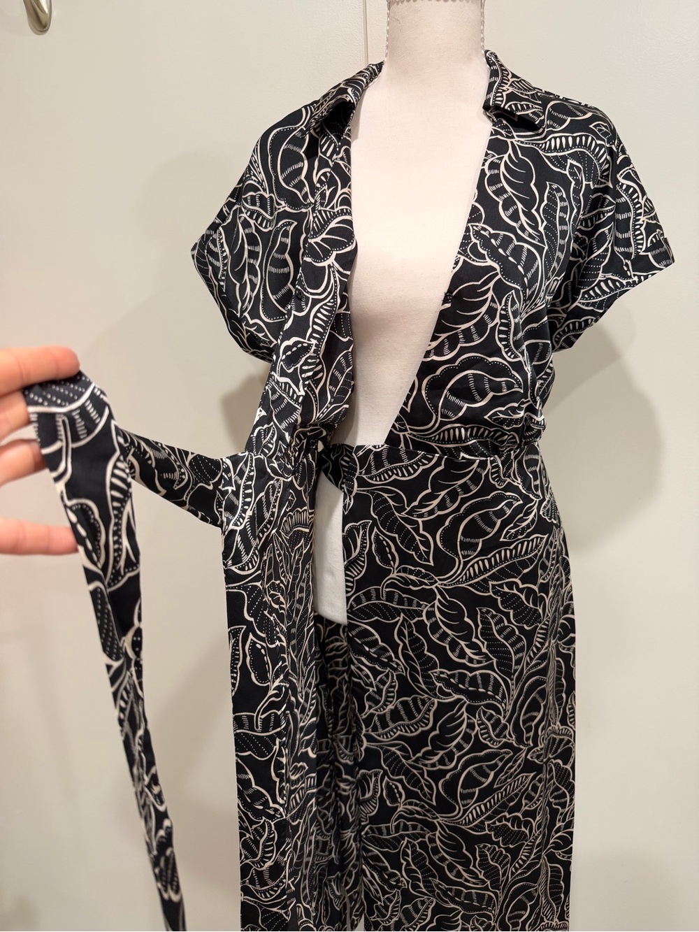 Mango Black and White Leaf-Print Wrap Maxi Dress - Picture 6 of 9